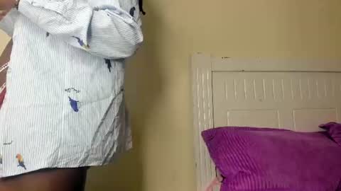 Snapshot of ebony_arya chatting on July 2026 10:31:02 AM Arya online show from July 2026 10:31:02 AM