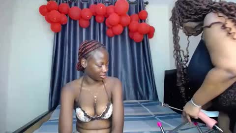 Snapshot of ebony_doll11 chatting on February 2026 08:57:02 PM melons online show from February 2026 08:57:02 PM