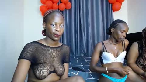 Snapshot of ebony_doll11 chatting on February 2026 08:27:02 PM melons online show from February 2026 08:27:02 PM