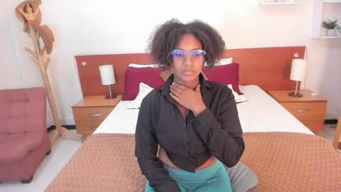 ebony_fantasy2 online show from September 2025 12:42:02 PM