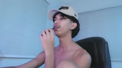 ebony_fuckboy online show from November 2025 07:01:02 PM