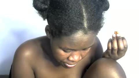 ebony_lynne online show from May 2026 09:05:01 AM