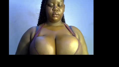 Snapshot of ebony_plumx12 chatting on May 2026 07:23:02 PM Prisy online show from May 2026 07:23:02 PM