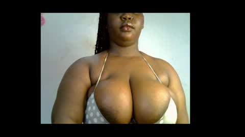 Snapshot of ebony_plumx12 chatting on May 2026 07:15:02 AM Prisy online show from May 2026 07:15:02 AM