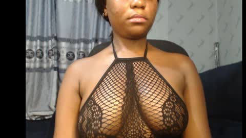 Snapshot of ebony_sexy_queen chatting on January 2025 06:47:01 PM Racheal online show from January 2025 06:47:01 PM