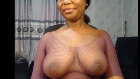 Snapshot of ebony_sexy_queen chatting on January 2025 08:58:01 AM Racheal online show from January 2025 08:58:01 AM