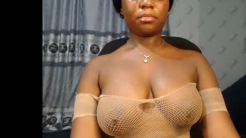 Snapshot of ebony_sexy_queen chatting on January 2025 07:01:02 PM Racheal online show from January 2025 07:01:02 PM