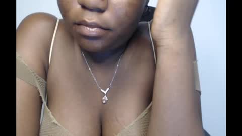 Snapshot of ebony_sexy_queen chatting on February 2025 09:15:01 PM Racheal online show from February 2025 09:15:01 PM