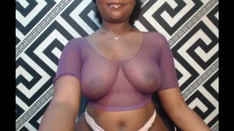 Snapshot of ebony_sexy_queen chatting on February 2025 05:53:01 PM Racheal online show from February 2025 05:53:01 PM