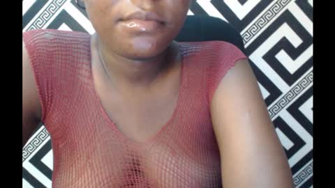 Snapshot of ebony_sexy_queen chatting on March 2025 10:10:01 PM Racheal online show from March 2025 10:10:01 PM