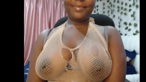 Snapshot of ebony_sexy_queen chatting on September 2025 05:17:02 AM Racheal online show from September 2025 05:17:02 AM