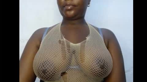 Snapshot of ebony_sexy_queen chatting on October 2025 08:15:01 AM Racheal online show from October 2025 08:15:01 AM