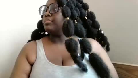 Snapshot of ebonybigtitqueen3 chatting on November 2025 04:42:01 PM ebonybigtitqueen3 online show from November 2025 04:42:01 PM