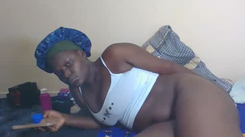 Snapshot of ebonyblack28 chatting on February 2026 12:36:01 AM MELVINE online show from February 2026 12:36:01 AM