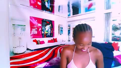 Snapshot of ebonycreamy69 chatting on January 2025 05:55:01 PM Nova online show from January 2025 05:55:01 PM