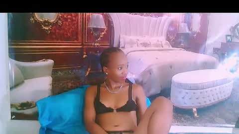 Snapshot of ebonycreamy69 chatting on January 2025 12:38:01 AM Nova online show from January 2025 12:38:01 AM