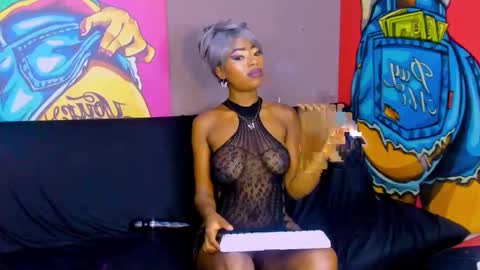 Snapshot of ebonydollx69 chatting on December 2024 09:20:02 AM Pearl online show from December 2024 09:20:02 AM