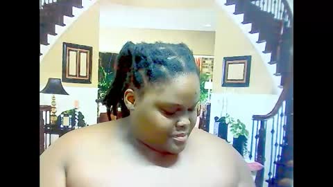 ebonyhotbuns4u2luv online show from February 2025 10:53:01 PM