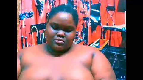 ebonyhotbuns4u2luv online show from January 2026 06:21:02 PM