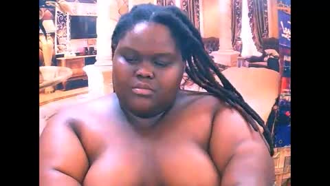 ebonyhotbuns4u2luv online show from January 2026 11:05:01 AM