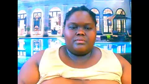 ebonyhotbuns4u2luv online show from February 2026 09:33:01 PM