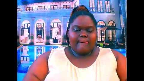 Snapshot of ebonyhotbuns4u2luv chatting on April 2026 07:52:01 AM ebonyhotbuns4u2luv online show from April 2026 07:52:01 AM