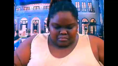Snapshot of ebonyhotbuns4u2luv chatting on April 2026 05:12:02 AM ebonyhotbuns4u2luv online show from April 2026 05:12:02 AM