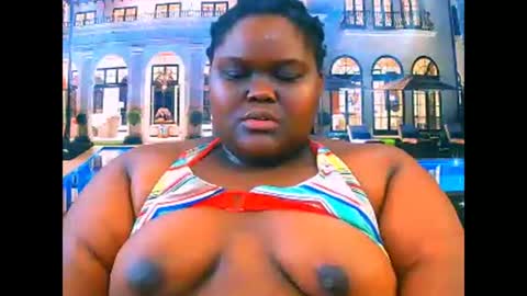 Snapshot of ebonyhotbuns4u2luv chatting on May 2026 05:26:02 AM ebonyhotbuns4u2luv online show from May 2026 05:26:02 AM