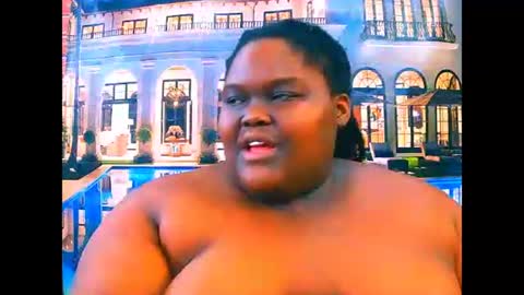 Snapshot of ebonyhotbuns4u2luv chatting on May 2026 07:19:02 PM ebonyhotbuns4u2luv online show from May 2026 07:19:02 PM