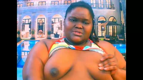 ebonyhotbuns4u2luv online show from June 2026 06:39:02 PM