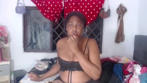 Snapshot of ebonyjdore chatting on February 2025 03:24:02 AM rosmary online show from February 2025 03:24:02 AM