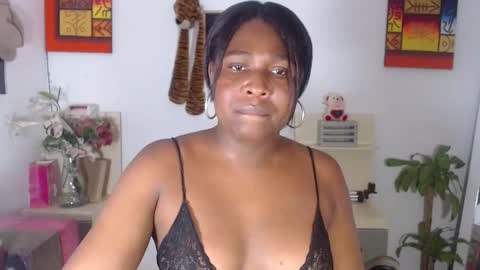 Snapshot of ebonyjdore chatting on February 2025 09:23:01 PM rosmary online show from February 2025 09:23:01 PM