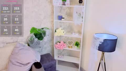 Milly online show from October 2025 03:19:01 AM