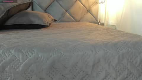 ebonyx40 online show from April 2026 11:14:01 AM