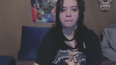 Snapshot of echosol17 chatting on January 2025 08:58:02 PM Weird Echo online show from January 2025 08:58:02 PM