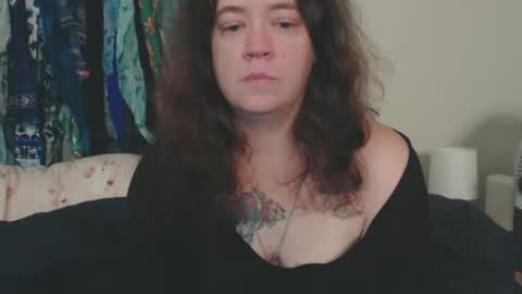 Snapshot of echosol17 chatting on September 2025 03:00:02 PM Weird Echo online show from September 2025 03:00:02 PM