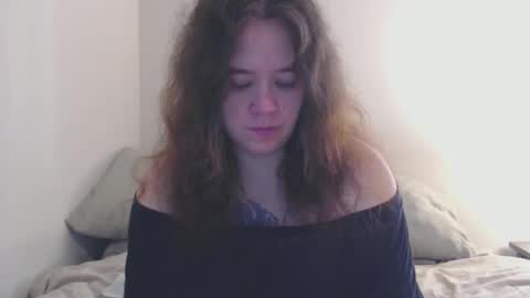 Snapshot of echosol17 chatting on October 2025 12:20:01 PM Weird Echo online show from October 2025 12:20:01 PM