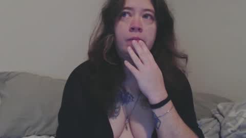 Snapshot of echosol17 chatting on November 2025 11:32:02 AM Weird Echo online show from November 2025 11:32:02 AM