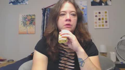 Snapshot of echosol17 chatting on November 2025 01:47:02 PM Weird Echo online show from November 2025 01:47:02 PM