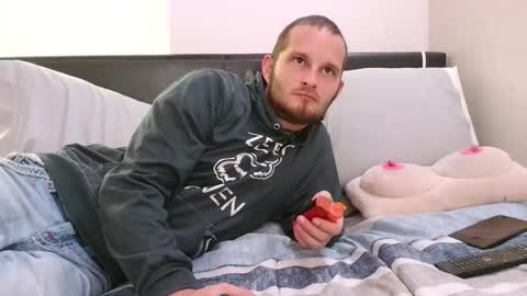 eclipticice94 online show from November 2025 11:15:01 PM