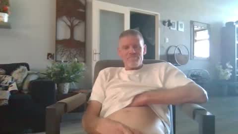 Snapshot of eddie4767 chatting on February 2026 10:40:02 AM eddie4767 online show from February 2026 10:40:02 AM