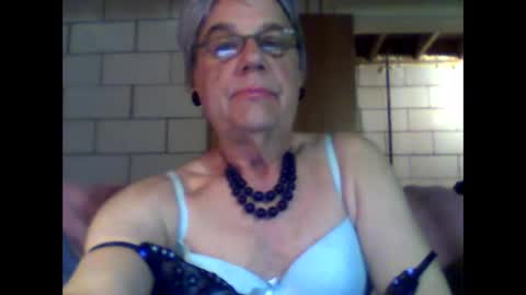 eddie595959 online show from April 2026 10:13:02 AM