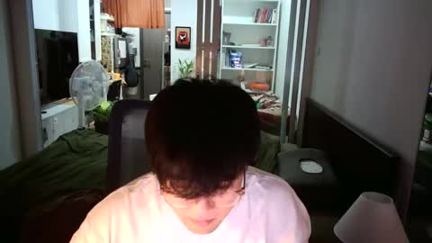 eddi0304 online show from March 2026 04:47:02 PM