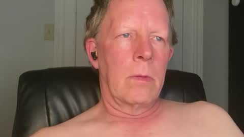 Snapshot of eddygl1968 chatting on June 2026 02:29:01 AM Eddy online show from June 2026 02:29:01 AM