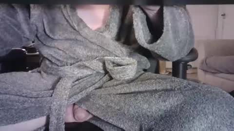 Snapshot of edged_biker chatting on December 2024 12:17:01 AM edged biker online show from December 2024 12:17:01 AM