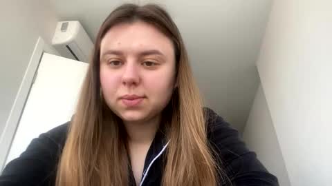 Snapshot of edina77 chatting on March 2026 11:27:01 AM Edina online show from March 2026 11:27:01 AM