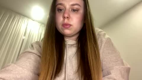 Snapshot of edina77 chatting on March 2026 06:55:01 PM Edina online show from March 2026 06:55:01 PM