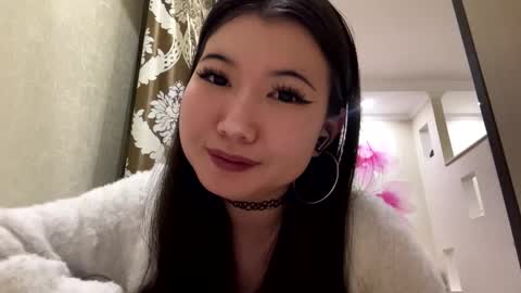 Snapshot of edinabluett chatting on February 2026 06:41:02 PM Eri online show from February 2026 06:41:02 PM