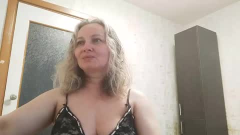 edithmanning online show from May 2026 05:20:02 PM