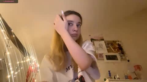 Dana online show from November 2025 06:19:02 PM